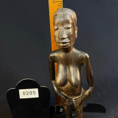 Female African Nude Carving w Peaceful Face