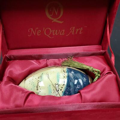 Susan Winget  Peace on Earth  Ne Qwa Art  in Box