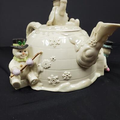 Lenox Snowman Teapot