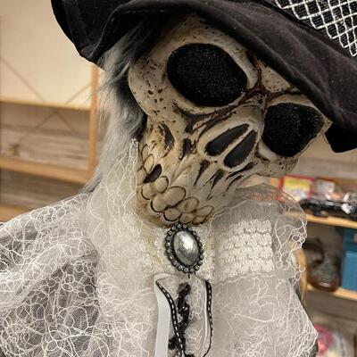 #46 Halloween Skeleton EXTRA AWESOME 