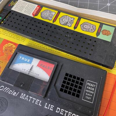 #47 Vintage Lie Detector Game 