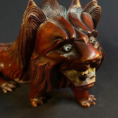 Very Vintage Tourist Trade Carved Lion Hong Kong 1951