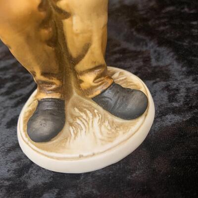 Porcelain Farming Couple