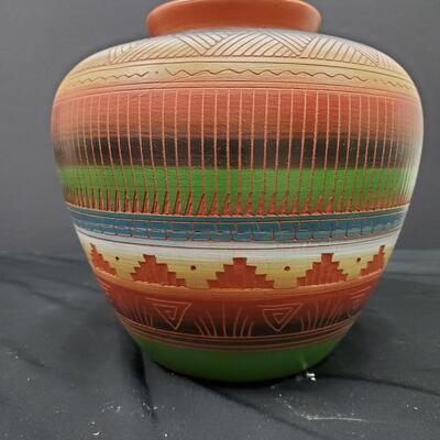 G. Bennaly  NAVAJO Pottery