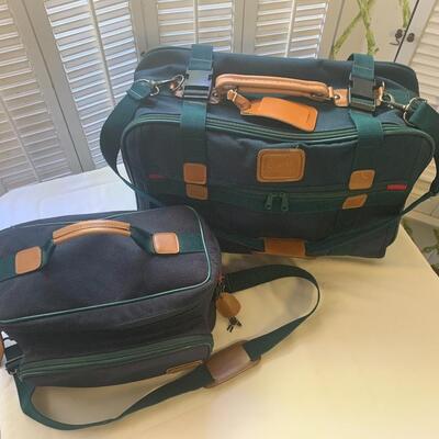 Ricardo of Beverly Hills Luggage Set