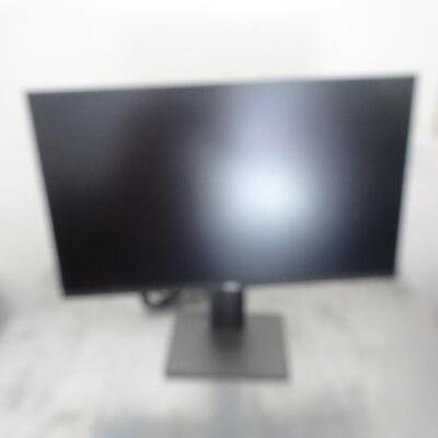LOT 902. DELL MONITOR WITH INTERNET CAMERA