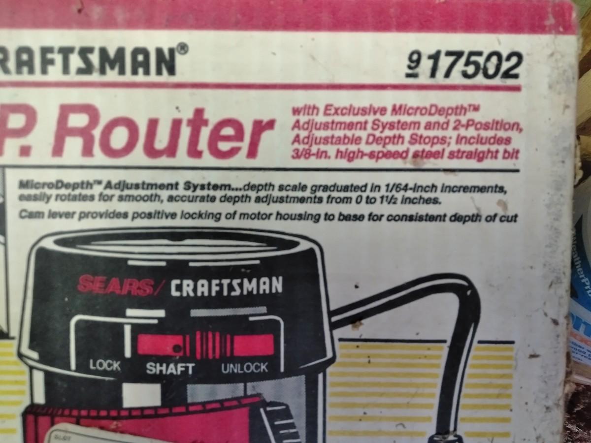 LOT 10 CRAFTSMAN 1 1/2 HP ROUTER WITH ROUTER TABLE