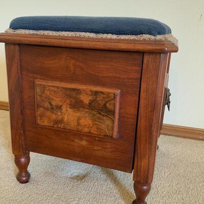 Stunning Antique Needle Point Solid Wood Stool w/ storage