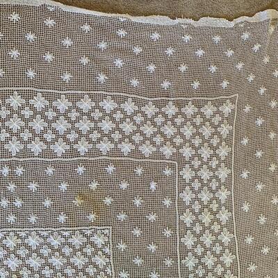 Vintage Tablecloths and Runners