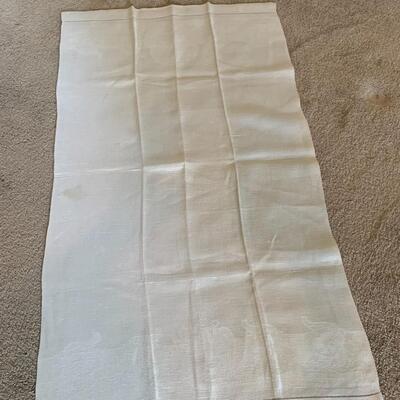 4 vintage tablecloths