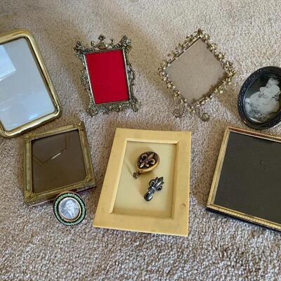 Vintage Picture Frame Ensemble