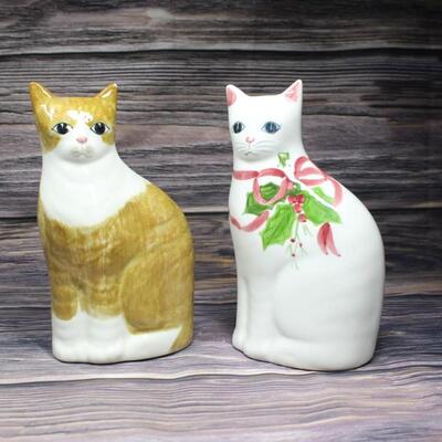 Pair of Vintage Home Decor Ceramic Cats