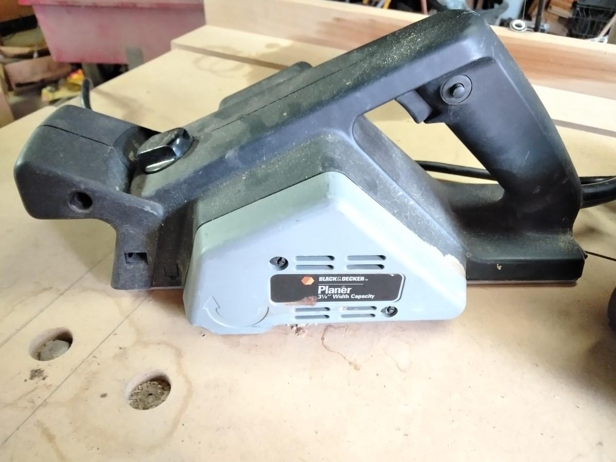 LOT 61 BLACK & DECKER PLANER & POWER KRAFT CIRCULAR SAW