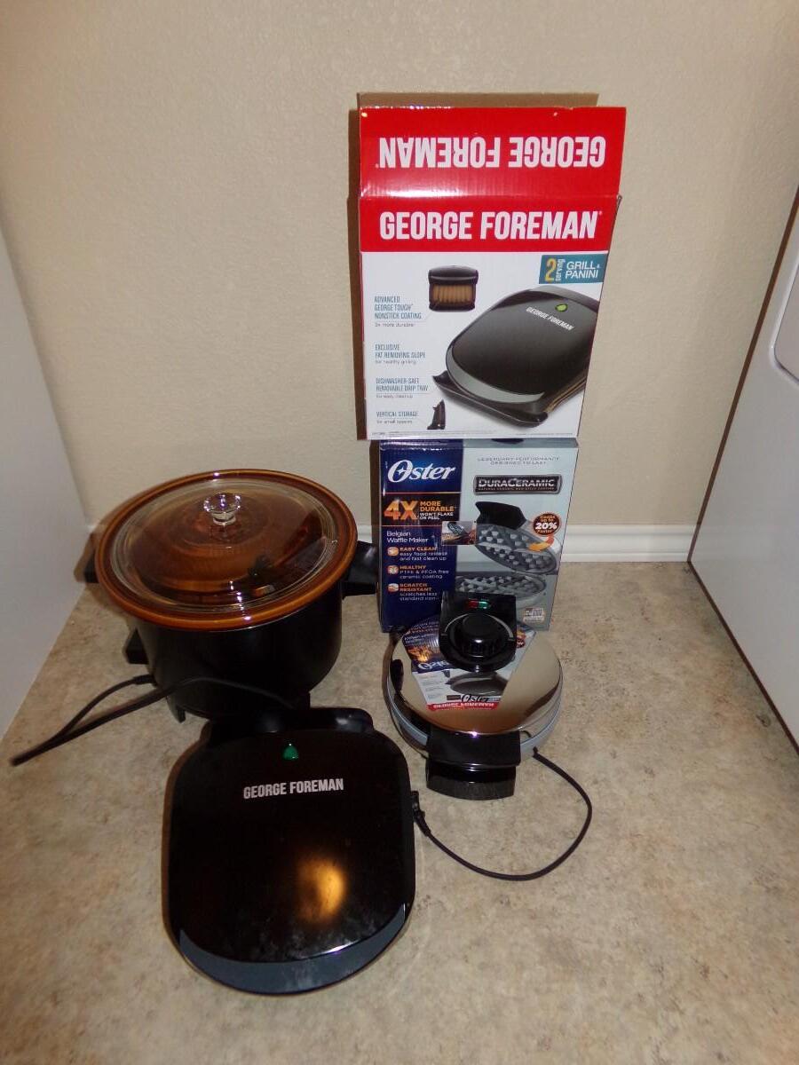 LOT 156 OSTER WAFFLE MAKER FOREMAN GRILL & CROCKPOT