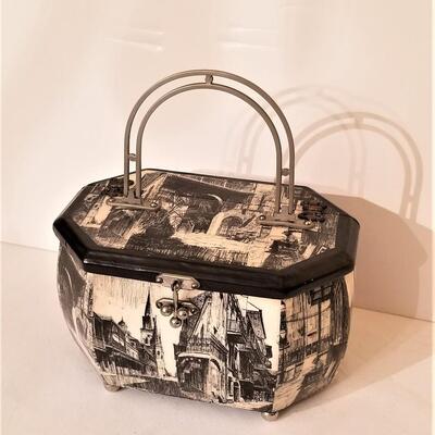 Lot #40  Vintage Box Purse with New Orleans Scenes