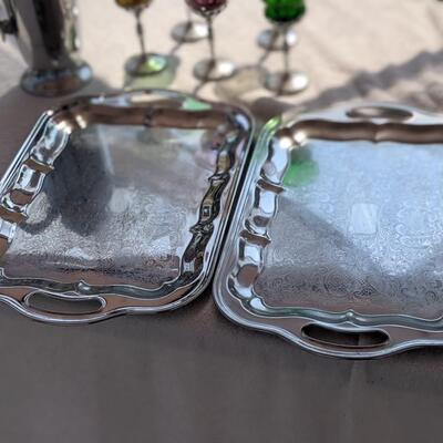 Vintage Glass, Pitcher and Tray set
