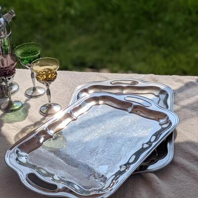 Vintage Glass, Pitcher and Tray set