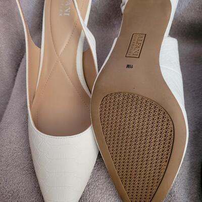 5 pr Shoes sz 11
