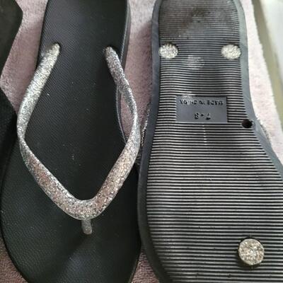 6 pr Shoes sz 7 1/2