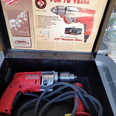 Milwaukee 1/2" drill