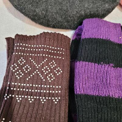 Berrets and leg warmers 