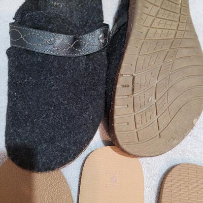 3 pr womens shoes 