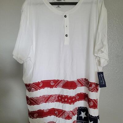 Henly, sweatshirt & flag T