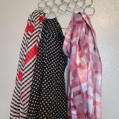 3 Scarves & Hanger