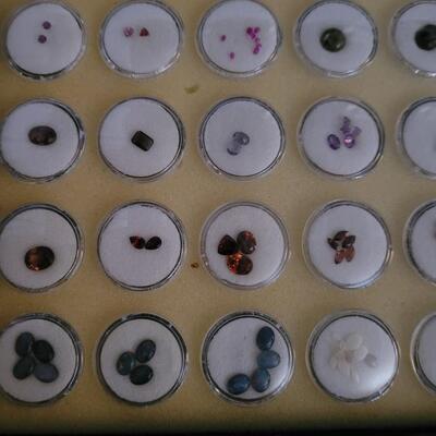 Gemstone assort 50 rds