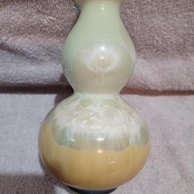 Gorgeous 7" vase