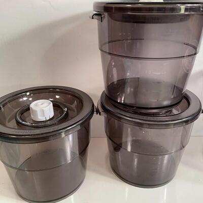 Lot 126  Food Saver. Containers and Lids.