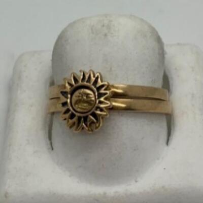 14 k gold sun face ring .4.2 g size 7