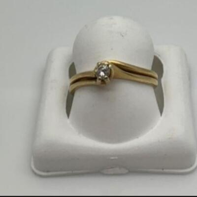 14 k gold ring  diamond 4.6 g  size 7