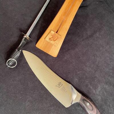 Lot 148  Shun Knife by KAI with Wood Stand