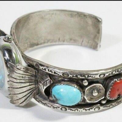 Navajo  sterling silver  turquoise  and red coral watch in working condition sighned by artist 62 g