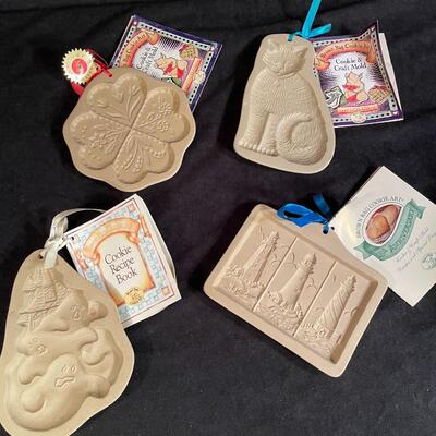 Lot 153  Stone Cookie Cutters (Cat, Heart Cluster, Ghosts & Lighthouses)
