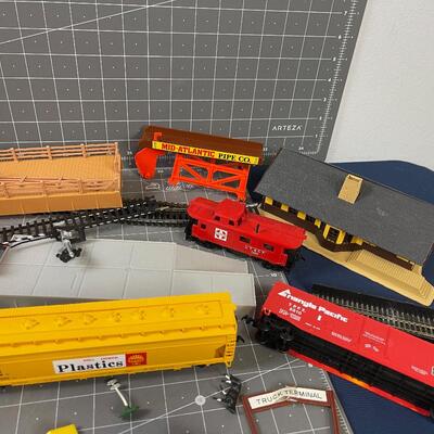 Toy  Railroad/Train set Items HO Scale