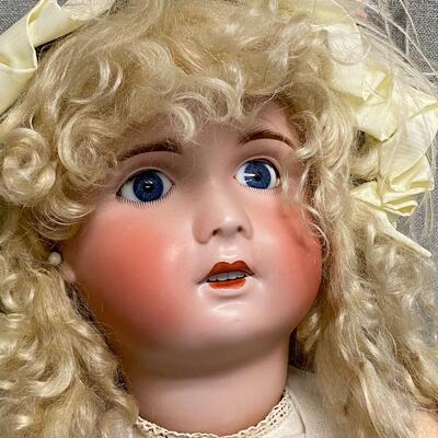 Antique Vintage SFBJ Paris France Sleepy Eye Bisque & Composite Doll