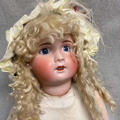 Antique Vintage SFBJ Paris France Sleepy Eye Bisque & Composite Doll