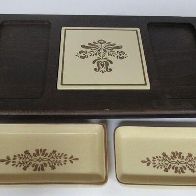 Pfaltzgraff Village Serving Tray With Inserts On Wood