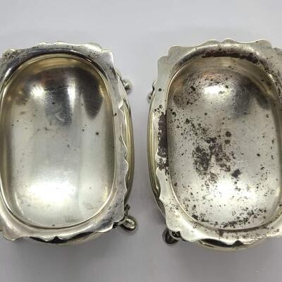 2 vintage 925 sterling fisher salt cellars with kobolt blue glass inserts.272 .g Reserve set