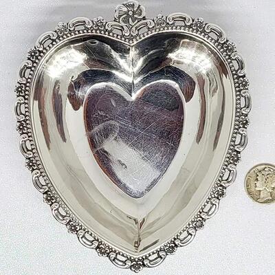 Sterling silver  Fisher heart tray 41.6 g