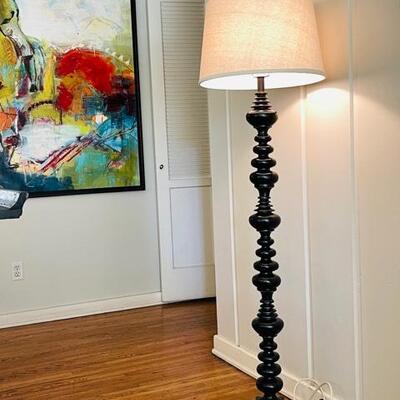 Lot 81 Turned Spindle Floor Lamp & Shade 60