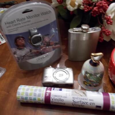 Lot of Miscellaneous kitchen/home decor items
