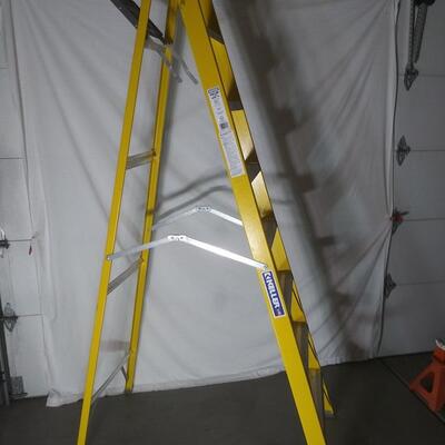 #12 8' Keller Model 778 Industrial Ladder