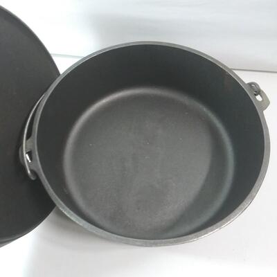 #39  12" Cast Iron Dutch Oven