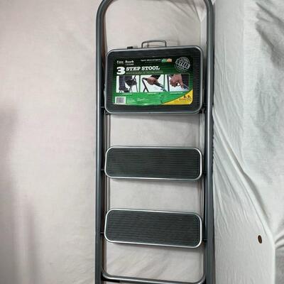 #43  Easy Reach 3-Step Stool