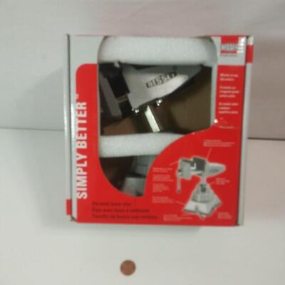 #61  Bessey 2-3/4" Vacuum Base Vise