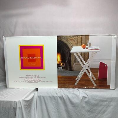 #70  Isaac Mizrahi Tray Table