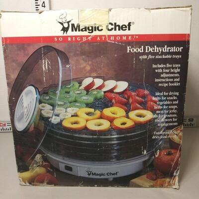 #84 Magic Chef Food Dehydrator
